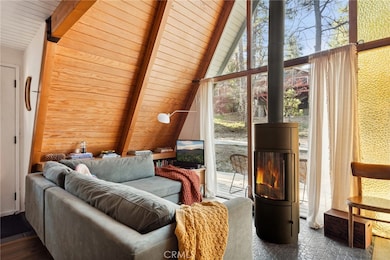 33070 Falcon Ln, Running Springs, CA 92308 - photo 5