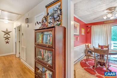 5833 Roach Ridge, Earlysville, VA 22936 - photo 6