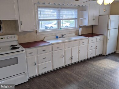 1131 Branch Rd, Perkasie, PA 18944 - photo 2