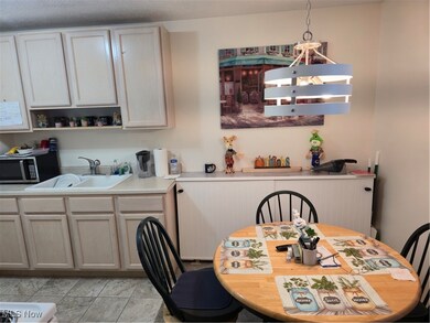 5651 Broadview Rd unit E5, Cleveland, OH 44134 - photo 5