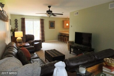 3080 Liverpool Ct, Chambersburg, PA 17201 - photo 2