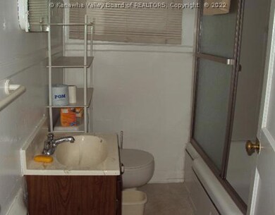 Main Level Bathroom.