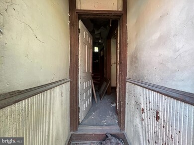 2005 W Lanvale St, Baltimore, MD 21217 - photo 2