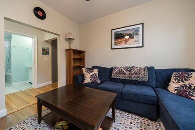 137 Florence St unit 137, Roslindale, MA 02131 - photo 7