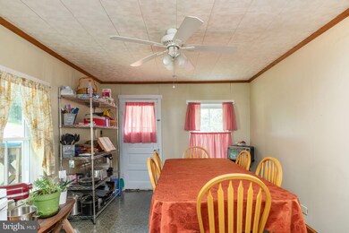 1156 Round Hill Rd, Winchester, VA 22602 - photo 7