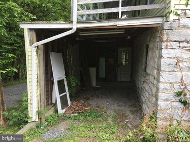 291 N Water St, Strasburg, VA 22657 - photo 4