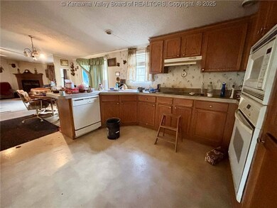 2055 Mud Run Rd, Ripley, WV 25271 - photo 6