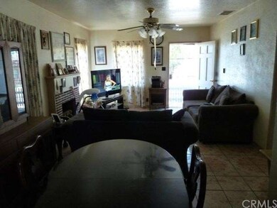 Main unit living room