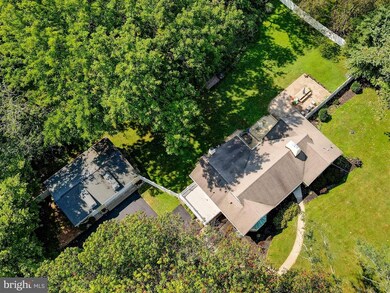 521 Hampton Ln, Towson, MD 21286 - photo 4