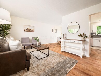007_268_N 1443 Wayland Dr 011