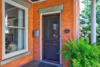 3-web-or-mls-36 E 12th St, Holland-3