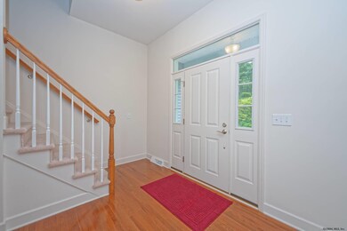 711 St Marks Ln, Schenectady, NY 12309 - photo 5