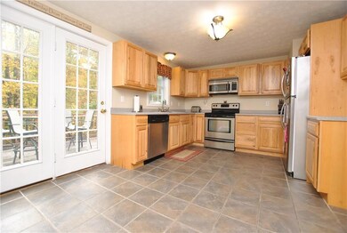 10 Smith Rd, Limerick, ME 04048 - photo 6
