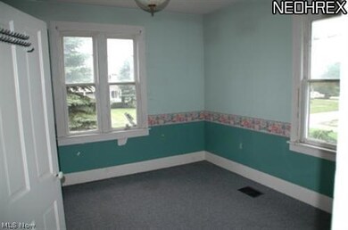 42 E Satin St, Jefferson, OH 44047 - photo 6