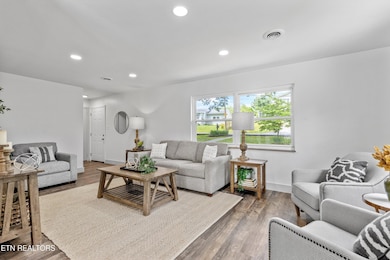 4525 Fawnie Ln05 (6)[3000]