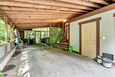10800 Carmichael Rd