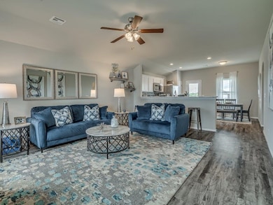 946 E Sparrow St, Fayetteville, AR 72701 - photo 5