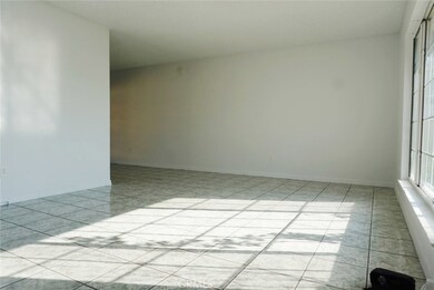 9801 Whitewood Ct, Fontana, CA 92335 - photo 6