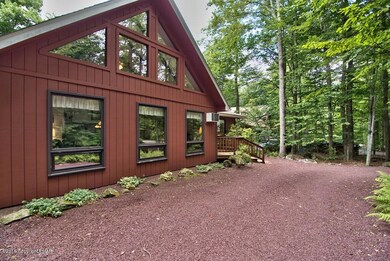 1555 Crestview Lane