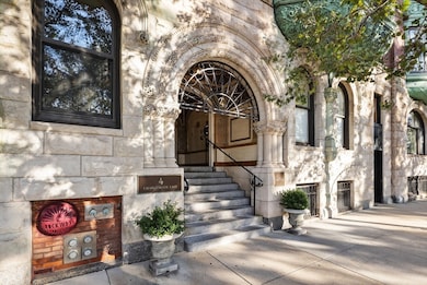 Charlesgate Hall unit 601, Boston, MA 02215 - photo 4