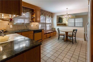 39 William Feather Dr, Voorhees, NJ 08043 - photo 5