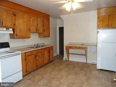 31 Summer St, Hagerstown, MD 21740 - photo 3