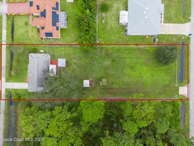 691 De Groodt Rd SW, Palm Bay, FL 32908-
