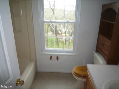 18 Alans Ln, Boyertown, PA 19512 - photo 7