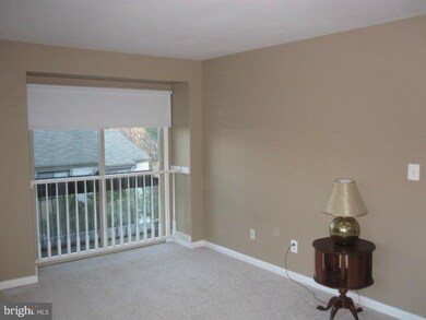 35 Eastford Ct unit 5, Parkville, MD 21234 - photo 2