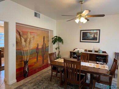 607 W Riverside Dr, Carlsbad, NM 88220 - photo 6