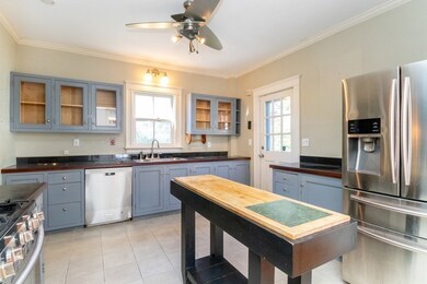114 Wrentham St unit 1, Dorchester Center, MA 02124 - photo 2