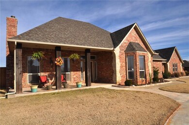 Beautiful Covered Front Porch!
