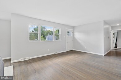 501 Bloomfield Dr, Westampton, NJ 08060 - photo 6