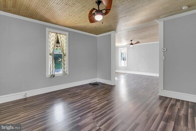 2879 Pricetown Rd, Temple, PA 19560 - photo 5