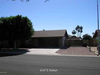 6147eHobart01