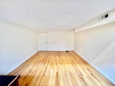 30 Battery St unit 1B, Boston, MA 02109 - photo 3