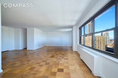 Lincoln Towers unit 27A, New York, NY 10023 - photo 4