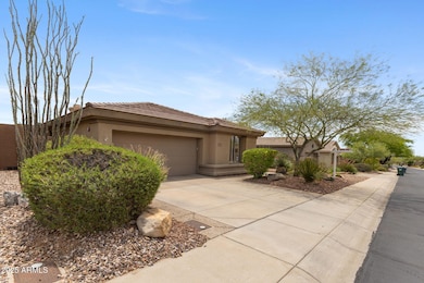 41627 N CEDAR CHASE