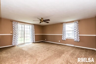 126 N Eisele Dr, Peoria, IL 61604 - photo 7