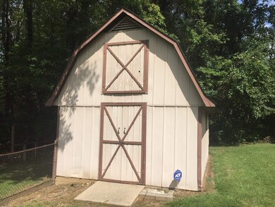 679 S Curtice Ln, Princeton, IN 47670 - photo 2