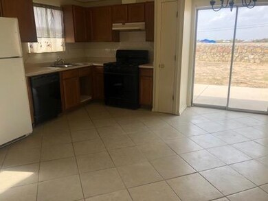 500 Achim Dr, El Paso, TX 79928 - photo 4