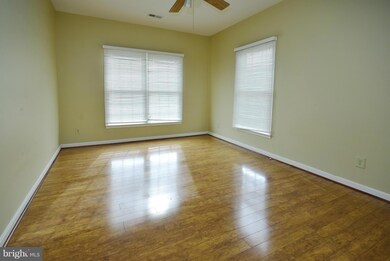 11206 Silversmith Ln, Fredericksburg, VA 22407 - photo 4