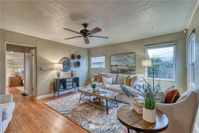 unlisted-address, University Place, WA 98466 - photo 4