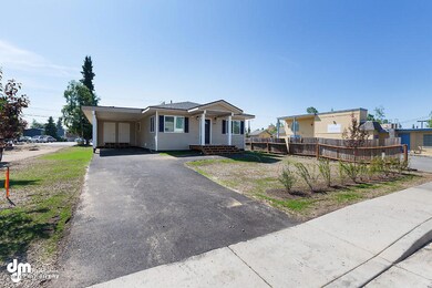 Exterior Front MS_82817-SMALL