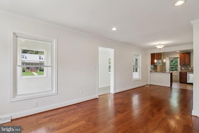 4604 Morgan Rd, Suitland, MD 20746 - photo 6