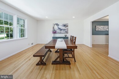 4304 Willow Woods Dr, Annandale, VA 22003 - photo 5