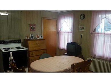 Kitchen. Dining Area