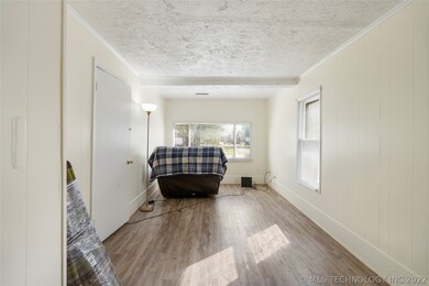 120 W 9th St S, Claremore, OK 74017 - photo 2