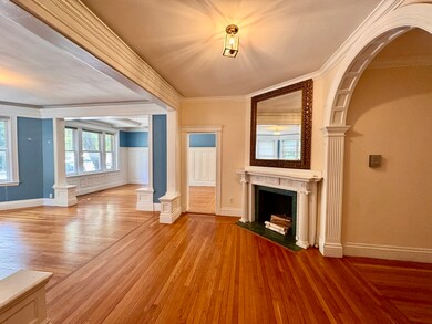 497 Boylston St unit 2, Brookline, MA 02445 - photo 6