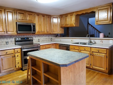 238 Hunts Rd, Port Haywood, VA 23138 - photo 4